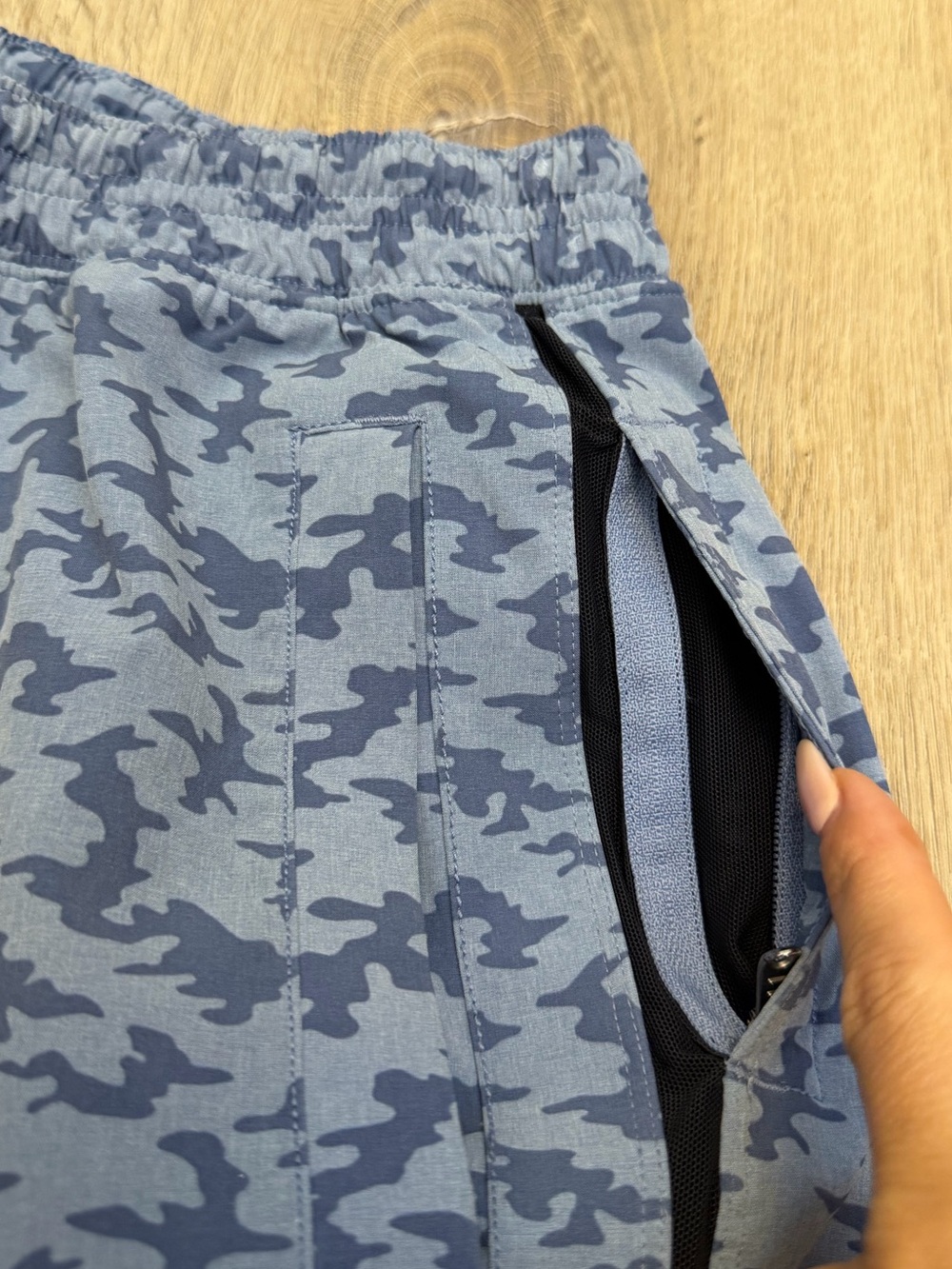 Lululemon Pace Breaker 9” Blue Camo Athletic Shorts - Picture 6 of 8